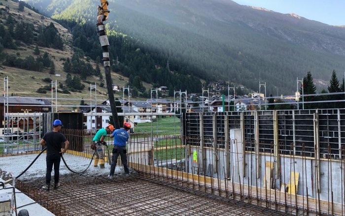 Warehouse concreting the ceiling © Janine Imesch