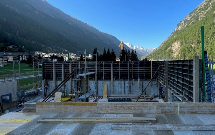 Side walls warehouse © Janine Imesch