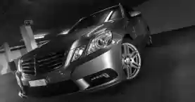 Mercedes Taxi von Flughafen bis nach Zermatt